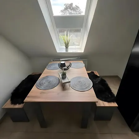 Zum Weserstrand 公寓 *