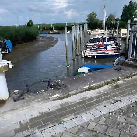 Zum Weserstrand * Sandstedt